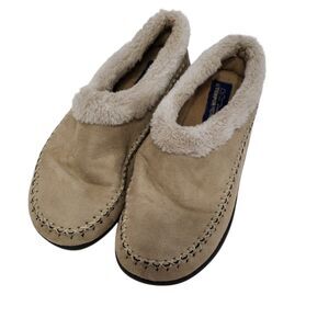 Tempur-Pedic Woman's Tan Leather House Shoes / Slippers, Size 6